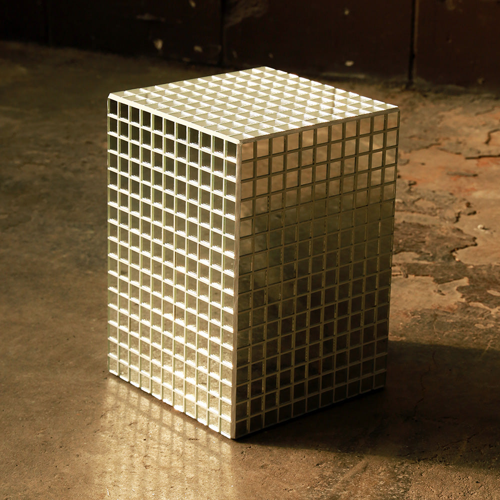 Essential Cube L - mirror