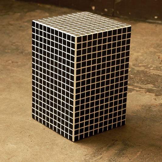 Essential Cube L - black